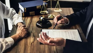 روش انتخاب داوری در قرارداد بین‌المللی