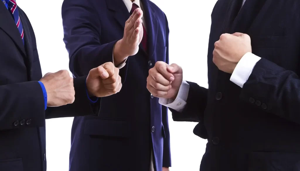 داور مرضی الطرفین کیست؟