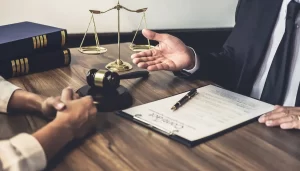 بهترین وکیل دیوان عالی کشورـ تفاوت دادگاه با دیوان عالی