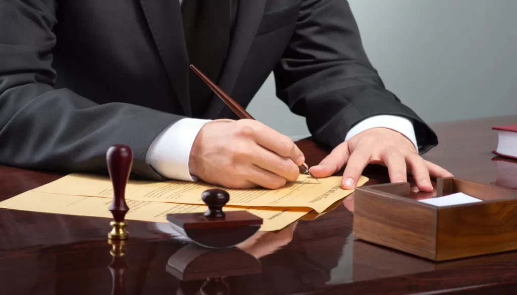 بهترین وکیل شرکتی