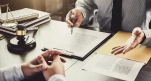 بهترین وکیل شرکتی : وکیل شرکتی کیست